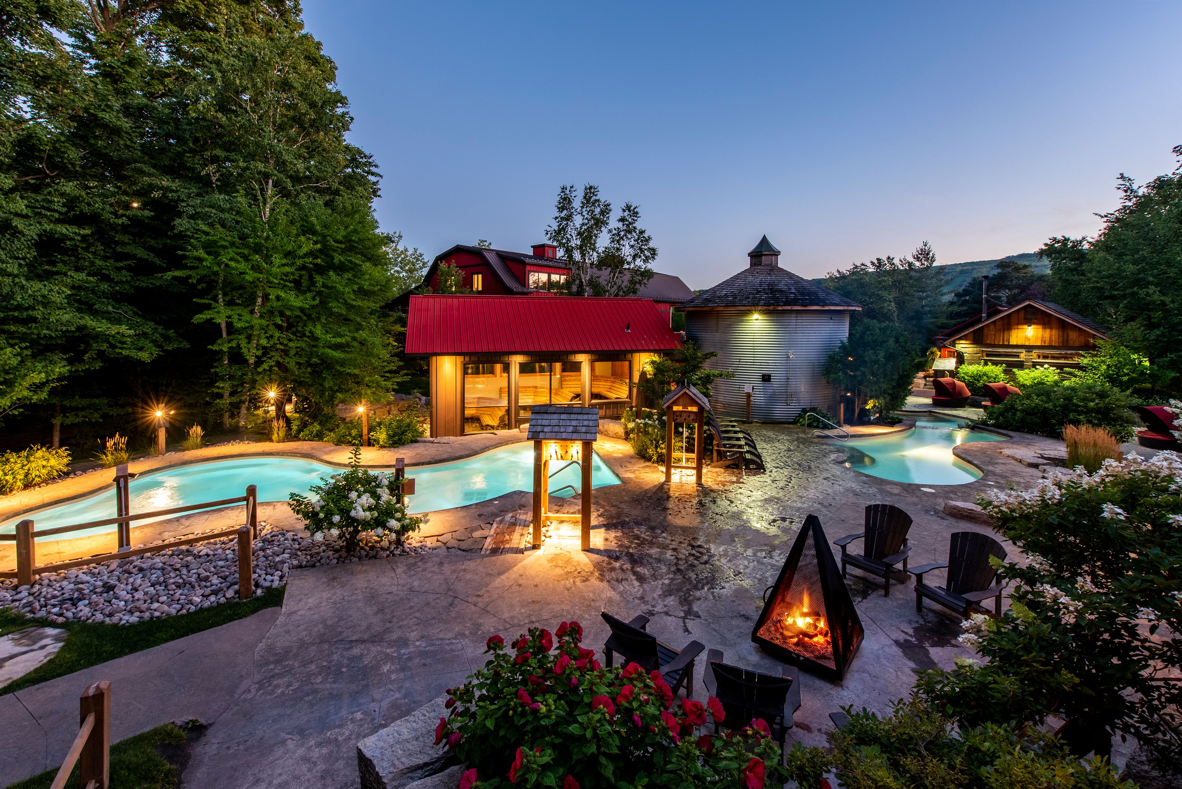 A landscape photo of Scandinavian Spa in the summer.